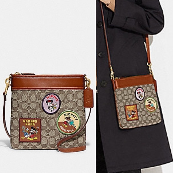 NWT Disney Coach Kitt Messenger Crossbody in Signature Textile Jacquard - Picture 5 of 5
